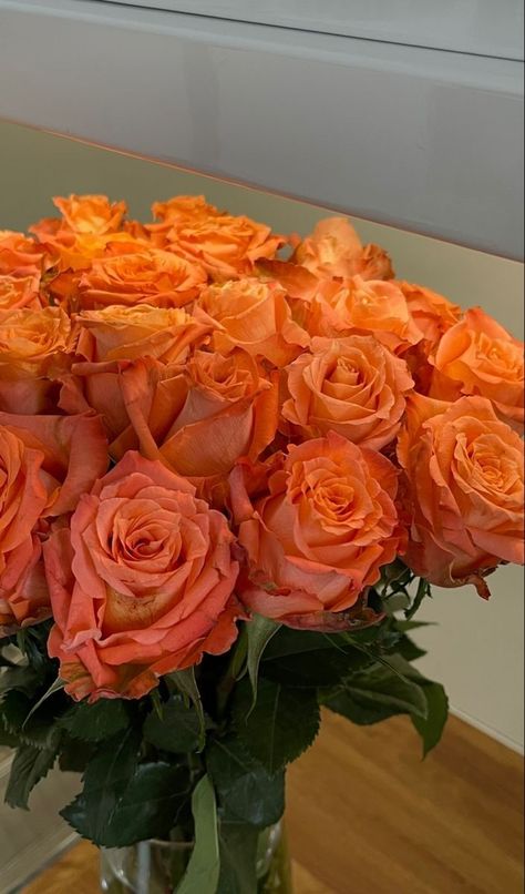 Rose Flower Photos, Luxury Flower Bouquets, Fleur Orange, Boquette Flowers, Nothing But Flowers, Flower Therapy, Flower Names, Beautiful Bouquet Of Flowers, Beautiful Flower Arrangements