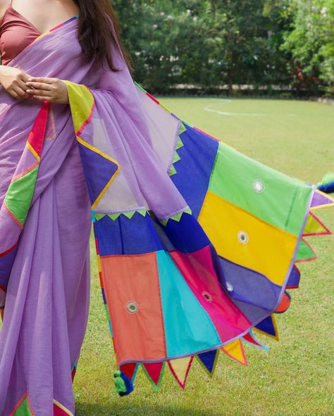 Lavender रानी Saree! 🌸👑on our feed because we just can’t get enough of its elegance and charm. 💜✨ #LavenderरानीSaree #SaveAsStyle #ReshareLove #SareeMagic #AestheticVibes #SustainableFashion #TimelessElegance #fashionfavorite Dupatta Designs Ideas, Saree Painting, Kutch Work Designs, Simple Saree Designs, Fabric Paint Diy, Saree Draping Styles, Fashion Show Dresses, Basic Hand Embroidery Stitches, Fashionable Saree Blouse Designs