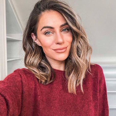 Lydia (@lydiaemillen) • Instagram-bilder og -videoer Ash Brown Hair Colour, Brown Hair Colour, Lydia Millen, Lydia Elise Millen, Ash Brown Hair, Dark Roots Blonde Hair, Honey Hair, Ash Brown, Brown Blonde Hair