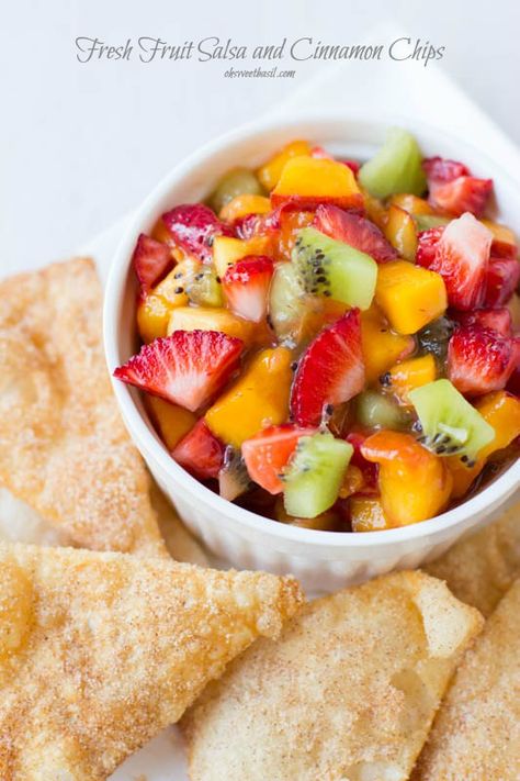 Fruit Salsa Easy Fruit Salsa, Fruit Salsa And Cinnamon Chips, Cinnamon Sugar Chips, Fruit Salsa Recipe, Mango Desserts, Carne Asada Tacos, Oh Sweet Basil, Fresh Fruit Recipes, Cinnamon Chips