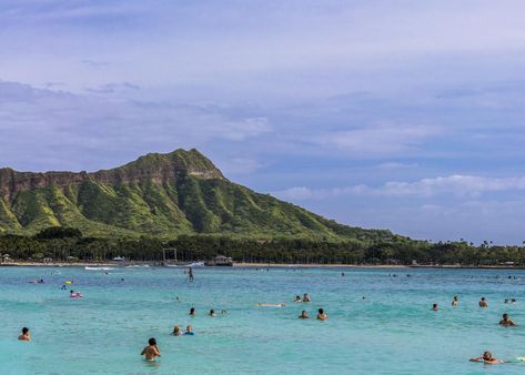 Diamond Head Hawaii, Head Reference, Woodburning Ideas, Hawaii Pictures, Diamond Head, Take A Hike, Hawaii Beaches, Famous Landmarks, 2024 Vision