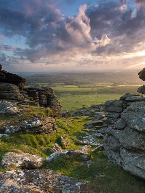 Arms Tor, Dartmoor, Devon, England by wardo1984 Fall Girl, Dartmoor National Park, Devon England, British Countryside, England And Scotland, Foto Art, English Countryside, Scottish Highlands, Most Beautiful Places