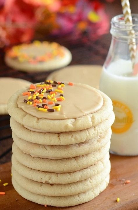 Soft Maple Sugar Cookies Maple Flavoring, Maple Sugar Cookies, Maple Cookies, Paleo Cookies, Maple Sugar, Thanksgiving Food Desserts, Cookie Swap, Fall Cookies, Fall Dessert