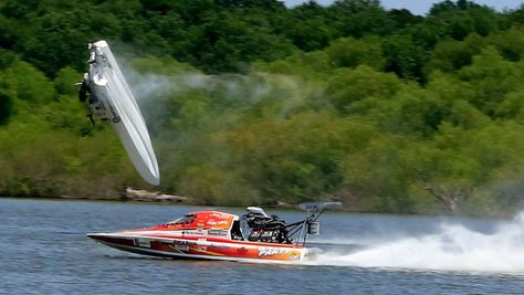 The Southern #DragBoat Association held its Wolf Creek Nationals the weekend of July 7/8 on Grand Lake at Wolf Creek Park in Grove, Oklahoma. #Records were broken and one pilot took to the air in his #race. | RacingJunk.com Grove Oklahoma, Drag Boat Racing, Wolf Creek, Grand Lake, Boat Race, July 7, Famous Books, Boats For Sale, One Pilots