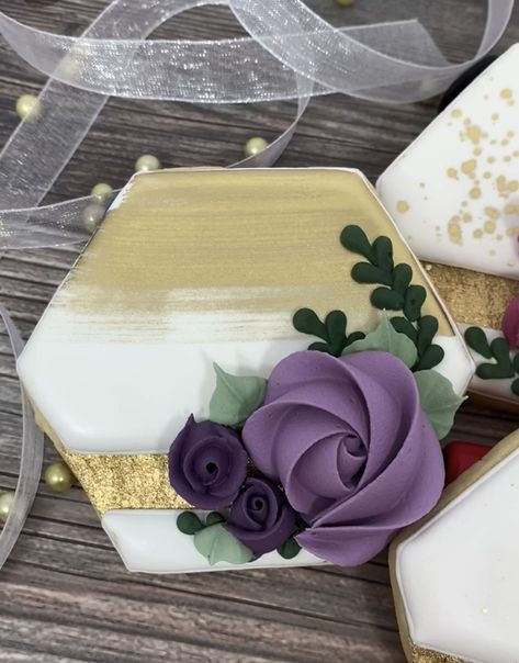 Elegant Cookies Decorated, Cookies Flowers, Purple Cookies, Dark Purple Wedding, Gold Cookies, Elegant Cookies, Cookies Icing, Wedding Shower Cookies, Royal Iced Cookies