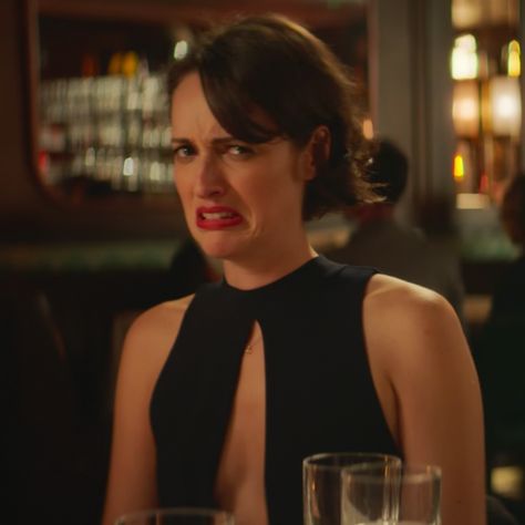 #fleabag #PhoebeWallerBridge Phoebe Waller-Bridge #fleabag2016 Phoebe Waller-bridge Fleabag, Fleabag Costume, Phoebe Waller-bridge, Fleabag Funny, Flea Bag, British Icons, Tv Series Quotes, Scared Of The Dark, Photography Movies