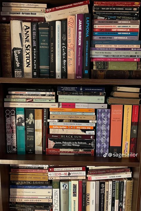 Book Collection Aesthetic, Aesthetic Bookshelves, Aesthetic Bookshelf, Bookshelf Aesthetic, Slaughterhouse Five, Lots Of Books, Somerset Maugham, World Of Books, Stack Of Books