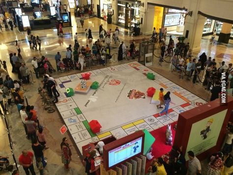 Giant monopoly in Dubai Giant Monopoly, Funny Gaming Memes, Gaming Gadgets, Monopoly Game, Funny Gaming, Sport Food, Gaming Anime, Food Memes, Urban Legends