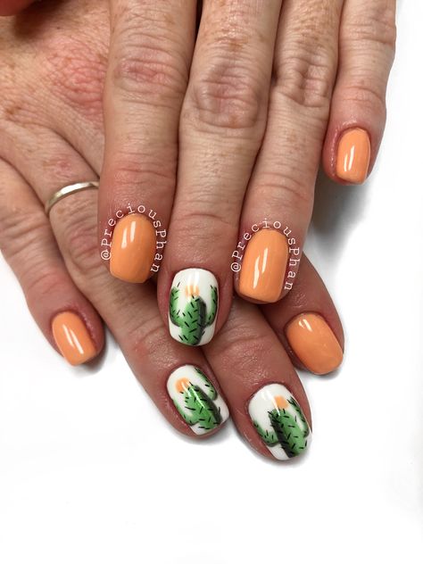 Cactus nails. Ombré nails. #PreciousPhan Cactus Design Nails, Desert Theme Nails, Cactus Nail Ideas, Cactus Pedicure, Southwest Nail Designs, Desert Nails Designs, Cacti Nails, Serape Nails, Southwest Nails