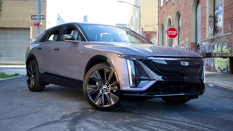 Cadillac Xt4 Sport, Cadillac Escalade 2024, Cadillac Lyriq 2024, Cadillac Ctv5 Blackwing, Parallel Parking, Cadillac Lyriq, Garage Accessories, 1960 Cadillac Eldorado, Audi Rs