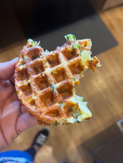 Crispy Potato Zucchini Waffles Kids Healthy Recipes, Zucchini Waffles, Zucchini Cheddar, Potato Zucchini, Crispy Hashbrowns, Instant Mashed Potatoes, Eat The Rainbow, Mexican Cheese, Kids Healthy