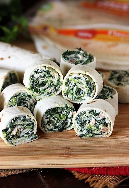 Football Food Appetizers, Spinach Roll Ups, Spinach Balls, Spinach Rolls, Spinach Tortilla, Roll Ups Tortilla, Roll Ups Recipes, Hot Appetizers, Appetizers Easy Finger Food