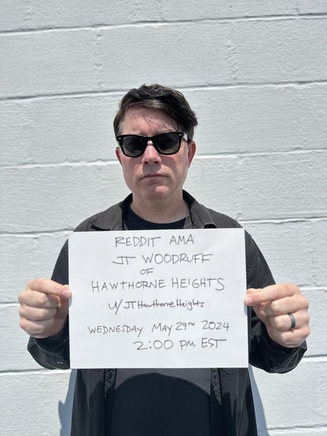 <p>Join JT Woodruff of Hawthorne Heights as joins Reddit for an AMA!</p> Hawthorne Heights, All American Rejects, Taking Back Sunday, First Class Seats, Spark Up, Sweet Revenge, Black Parade, European Tour, Summer Concert