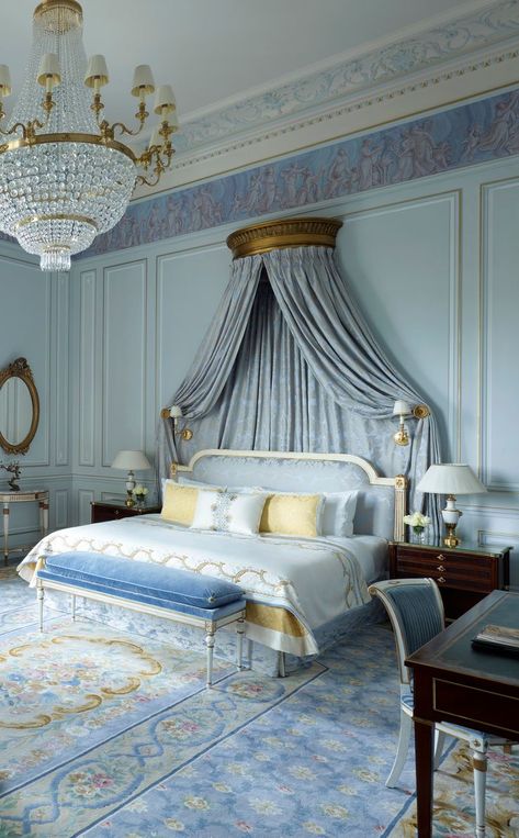 Bookshelf Colors, French Hotel Room, French Chateau Bedroom, Rococo Room, Chateau Bedroom, Rococo Bedroom, Shangri La Paris, Parisian Design, Princess Bedrooms