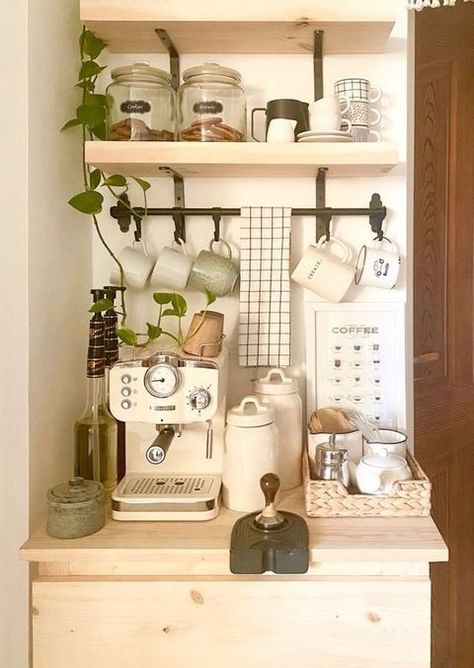 Modern Coffee Bar Design, Small Coffee Station Ideas, Small Coffee Station, Modern Coffee Bar, Coffee Station Ideas, Kitchen Countertop Decor, Coin Café, Coffee Bar Station, Coffee Area