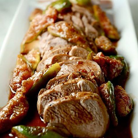 Fig Sauce, Roasted Pork Tenderloin, Pork Sauce, Easy Mashed Potatoes, Tenderloin Roast, Roasted Pork Tenderloins, Tenderloin Recipe, Pork Loin Recipes, Fig Recipes