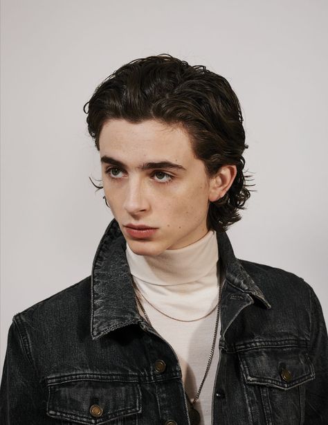 Timothée Chalamet, Photoshoot by Collier Schorr for VMAN 2018 Model Tips, Timmy Turner, 얼굴 그리기, Timmy T, Corte De Cabelo Masculino, The Best Films, The Perfect Guy, 인물 사진, Timothee Chalamet