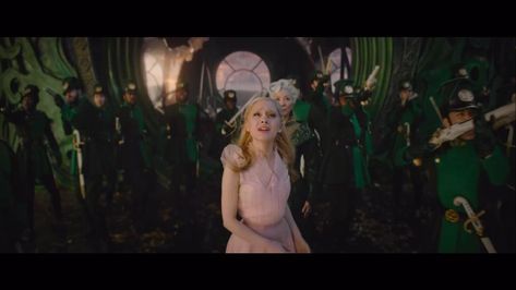 Wicked Trailer Broadway Wicked, Wicked Movie, Broadway Nyc, Ariana Video, Ariana Grande Gif, Movie Trailers, Ariana Grande, Photo Album, Trailer