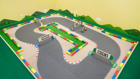 Zz Top Car, Mario Kart Live Home Circuit, Super Mario Kart, Car Game, Circuit Ideas, Top Car, Gaming Stuff, Zz Top, Isometric Art