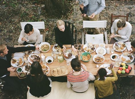 Recipes from The Kinfolk Table: Citrus Lentil Salad and Oatmeal Chocolate Chip Cookies Kinfolk Style, Kinfolk Table, The Kinfolk Table, Kinfolk Magazine, Powells Books, Table D Hote, Lentil Salad, Oatmeal Chocolate Chip Cookies, Chocolate Chip Oatmeal