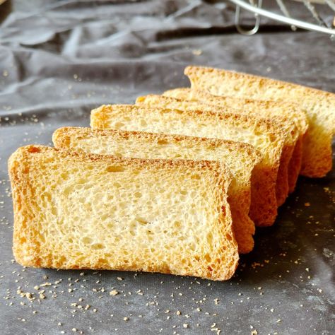 Bread Rusk Recipe, Flour Frosting Recipe, South Indian Sweets, Rusk Recipe, Milk Bread Recipe, Savoury Snacks, Bakery Items, Recipes Bread, Custard Powder