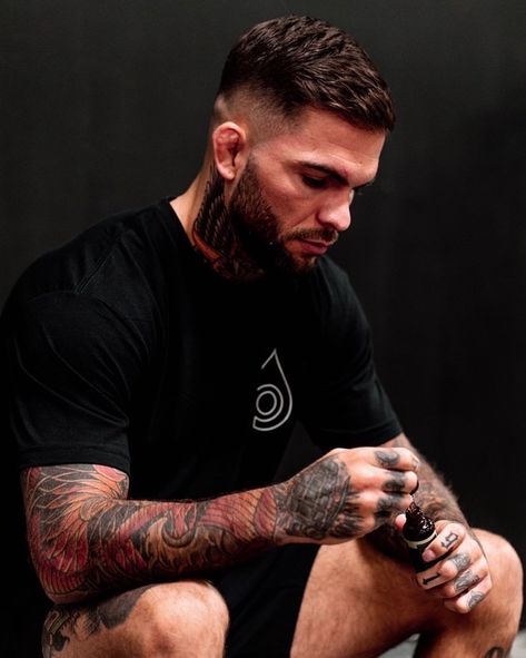 Cody Rhodes Tattoo, Cody Garbrandt Hairstyle, Cody No Love Garbrandt, Cody Fry Poster, Cody Garbrandt, Cody Rhodes Selfie, Great Beards, Weekend Plans, Comb Over