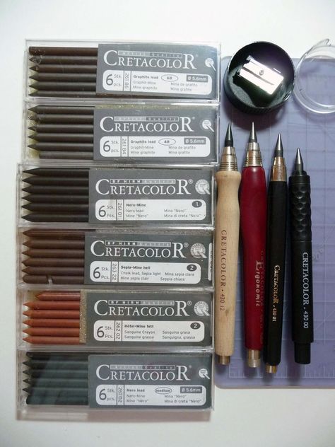 Art Tools Aesthetic, Artist Aesthetic Pencil, Drawing Materials Art Supplies, Sketch Pencils Set, Sketching Pencils Set, Artist Mechanical Pencil, Pencil Collection, Japanese Mechanical Pencils, Art Supplies List