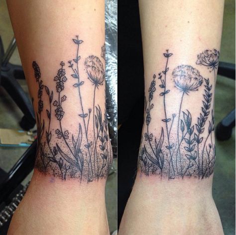 This perfect lawn. | 31 Stunning Floral Tattoos To Get You Ready For Spring Botanisches Tattoo, Cuff Tattoo, Flores Tattoo, Garden Tattoos, Wildflower Tattoo, Mushroom Tattoos, Cat Tattoos, Floral Tattoo Sleeve, Tiny Tattoo