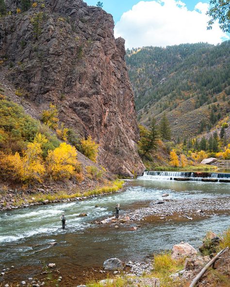 Headed to Colorado this Summer? If time allows, definitely stop to see Black Canyon of the Gunnison National Park. Its one of the least visited National Parks in the country but is well worth the detour to see. Here’s some tips and things to know about one of my favorite (and highly underrated) places in the state. 📍 You can visit the North Rim or the South Rim. The North Rim is much smaller and has a gravel access road. The South Rim is the “more established” side of the park with two campg... Gunnison Colorado, Black Canyon Of The Gunnison, Gunnison National Park, Black Canyon, Colorado Photography, National Park Road Trip, Things To Know, The Park, The South