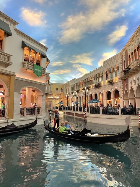 Gondola rides inside the Last Vegas Venetian Hotel. Travel ideas for Vegas. Las Vegas Venetian, Vegas Venetian, Last Vegas, Venetian Las Vegas, Venetian Hotel, Vegas Hotel, Vow Renewal, Travel Inspo, Travel Bucket List