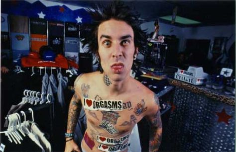 Travis Barker 90s, Tom Delonge, Travis Barker, Band Photos, Blink 182, First Video, 2024 Vision, Happy Couple, The Song