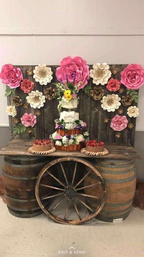 Farm Style Quinceañera, Quinceanera Rustic Theme, Country Anniversary Party Ideas, Vaquero Quinceanera Theme Centerpieces, Boot Centerpieces Quinceanera, Sweet 16 Party Ideas Themes Country, Ranch Style Quinceañera, Barn Quinceanera Ideas, Western Themed Quinceanera