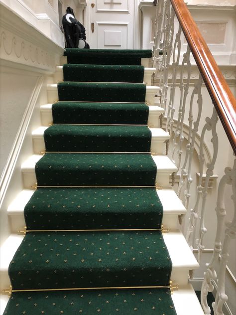 Green Stair Carpet Installation as a runner in Kilburn Green Stair Runner, Green Stairs, Stair Carpets, Stair Carpet Runner, Carpet Green, Luxury Staircase, Staircase Runner, Old House Interior, Marble Staircase