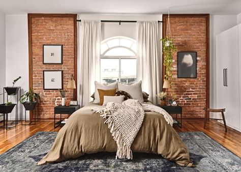 Rustic City Apartment, Railroad Apartment Ideas Brooklyn, Ace Hotel Brooklyn, Loft Style Apartment, Duplex Apartment, Exposed Brick Walls, Ikea Storage, Ikea Frames, Spare Bedroom