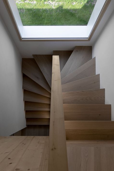 Stairs Up And Down, Steep Staircase Ideas, Tight Staircase Ideas, Door To Stairs, Stairs Small House, Attic Stairs Ideas, Narrow Staircase Ideas, Staircase In Living Room, Winder Staircase