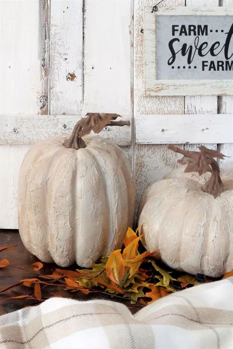 DIY Weathered Stone Pumpkins! | Hometalk Pantry Diy, Pumpkin Wreath Diy, Pallet Pumpkin, Decoupage Pumpkins, Diy Pumpkin Spice, Weather Stones, Faux Candles, Faux Leaf, Faux Pumpkins