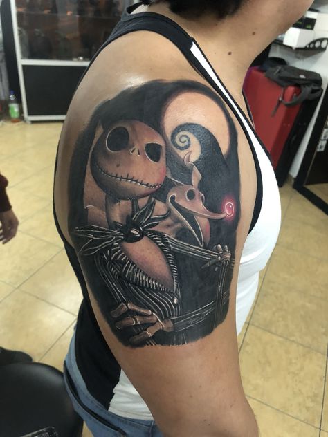 Jack tattoo skeleton Zero Tattoo, Skellington Tattoo, Tattoo Skeleton, Tattoo Nightmares, Jack Skellington Tattoo, Tim Burton Tattoo, Jack Tattoo, Nightmare Before Christmas Drawings, Nightmare Before Christmas Tattoo