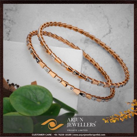 Gold Bangles For Office Wear, Gold Bangles Set, Fashion Jewelry Necklaces Gold, Antique Bangles, Bangle Diamond, Solid Gold Bangle, Durga Devi, Gold Bangles Indian, Wonton Recipes