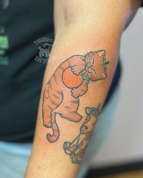 orange cat 🍊next to a healed strawberry cow! thanks vanessa for always getting cool stuff 🫶 * * * @blackclaw @dynamiccolor @thesolidink @masttattoo.official @luckysupplyusa @dragonhawktattoos @dragonhawkofficial @starbritecolors * * * #art #artist #tattooartist #lasvegas #vegas #tattooer #tattoo #tattoos #ink #inked #traditional #traditionaltattoo #americantraditional #pussykattattoo #pkt #vegasartist #femaletattooer #blackclaw #cutetattoos #girlytattoos #femininetattoos #vegasartist #cattat... Fruit Tattoo, Black Claws, Strawberry Cow, Cat Tat, Girly Tattoos, Feminine Tattoos, Tiger Lily, American Traditional, Orange Cat