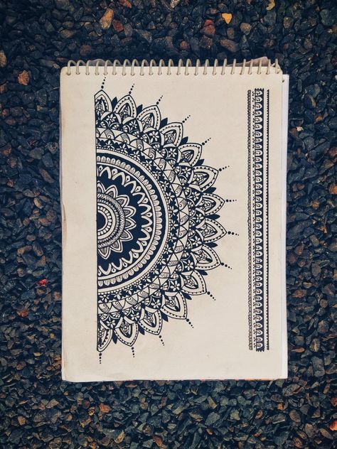 Mandala art , Easy mandala design, Mandala for beginners Sketchbook Art Inspiration Easy Pics, Semi Circle Mandala Design, Semi Mandala Art, Mandala Artwork Easy For Beginners, Easy Mandala Art For Beginners Circle, Circle Doodle Art, Mandala Art Circle Design, Corner Mandala Art, Mandela Art Easy For Beginners