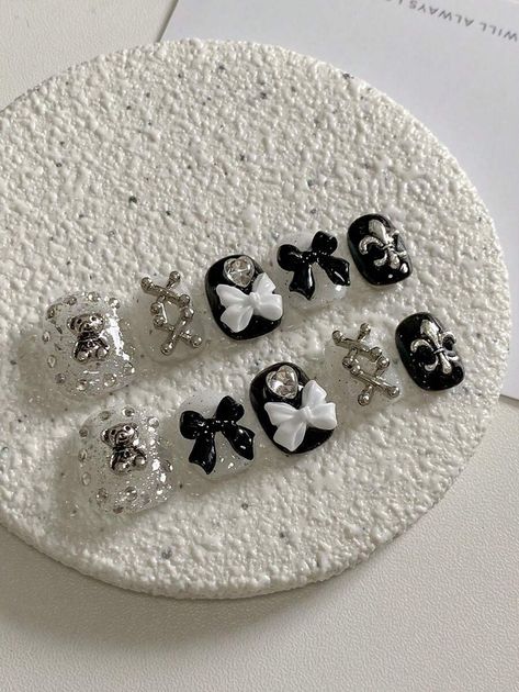 10pcs/Pack Short Style Handmade Bear, Black And White Bow Hair Accessories For Daily Life, Party And Gathering Suitable For All Women | SHEIN USA Black Bear Nails, Bear Black And White, Bear Nails, Bears Nails, Bow Hair Accessories, White Bow, Bow Hair, Foot Care, Black Nails