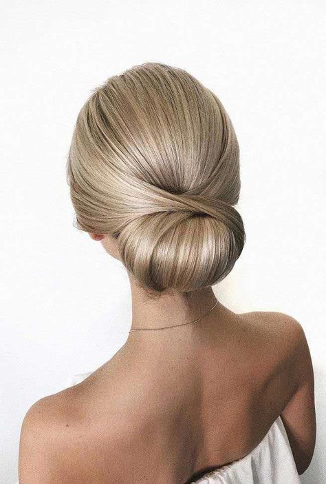 Bride Updo, Wedding Hairstyles Bride, Bridal Hair Updo, Elegant Wedding Hair, Wedding Hair Inspiration, Low Bun, Wedding Hairstyles Updo, Trending Hairstyles, Wedding Hair And Makeup