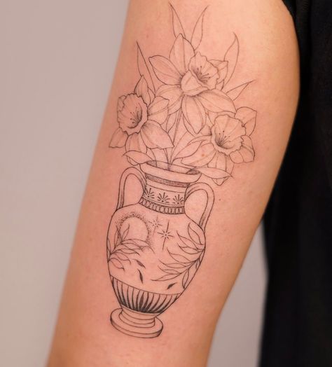 Vase Tattoo Aquarius, Daffodil Vase Tattoo, Vase Tattoo Fine Line, Sunflower Vase Tattoo, Fine Line Vase Tattoo, Clay Pot Tattoo, Classics Tattoos, Small Vase Tattoo, Vase And Flower Tattoo