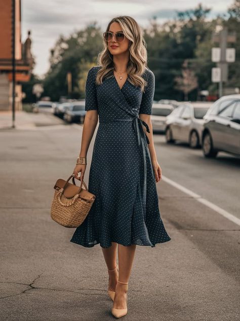 15 Heavenly Church Outfit Ideas to Keep You Stylish and Reverent 9 Midi Dress Outfit Classy, Casual Dresses Outfits, Church Outfit Women, Sunday Church Outfits, Church Outfit Ideas, Velvet Accessories, Fitted Slacks, Midi Dress Outfit, Sunday Church