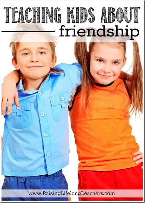 Teaching Kids About Friendship | Tips for parents of young children, helping to teach about building friendships through role play scenarios, games, books, and age-appropriate videos. Teaching Friendship, Friendship Tips, Role Play Scenarios, Building Friendships, Being A Good Friend, Friendship Theme, Friendship Skills, Friendship Activities, Building Character