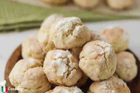 NONNA'S LIMONCELLO COOKIES - Cooking Italians Limoncello Cookies Recipe, Limoncello Cookies, Italian Limoncello, Cookie Types, Italian Cookies, Italian Cooking, Italian Desserts, Shortbread Cookies, Cookies Ingredients