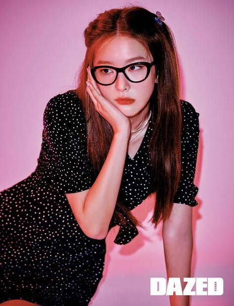 Seulgi Photoshoot, Dazed Korea, Kang Seul-gi, Rave Fashion, Dazed And Confused, Kang Seulgi, Neo Soul, Red Velvet Seulgi, Wearing Glasses