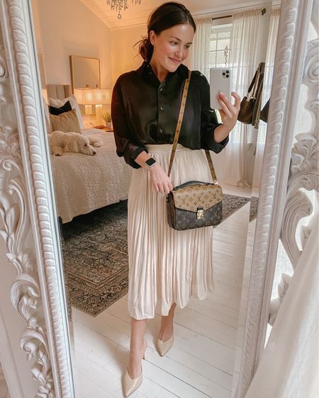 Jw Convention Outfits, Courtney Toliver, Convention Outfits, Jw Fashion, Modest Outfit Ideas, Apostolic Fashion, Cute Modest Outfits, Romantic Outfit, Church Outfits