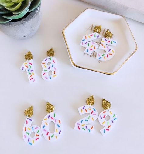 Candle Earrings, Polymer Clay Recipe, To My Bestie, Mom Gift Ideas, Diy Earrings Polymer Clay, Laser Engraved Ideas, Handmade Clay Jewelry, Polymer Clay Jewelry Diy, Polymer Jewelry