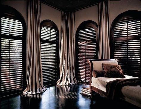 Blinds for arched windows